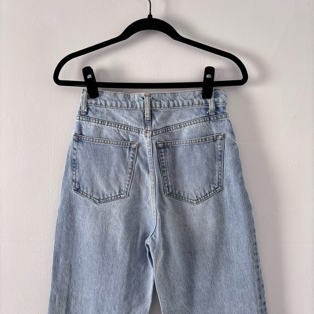 Reformation Jeans Wilder High Rise Wide Leg Cropped Jeans Faded Whiskering Blue - Picture 5 of 6